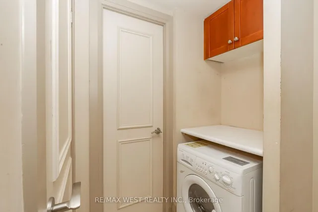 Additional property image - 2737 Keele St Unit 629