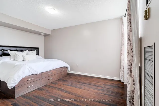 Additional property image - 40 Panorama Crt Unit 201