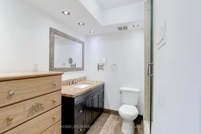 Additional property image - 40 Panorama Crt Unit 201