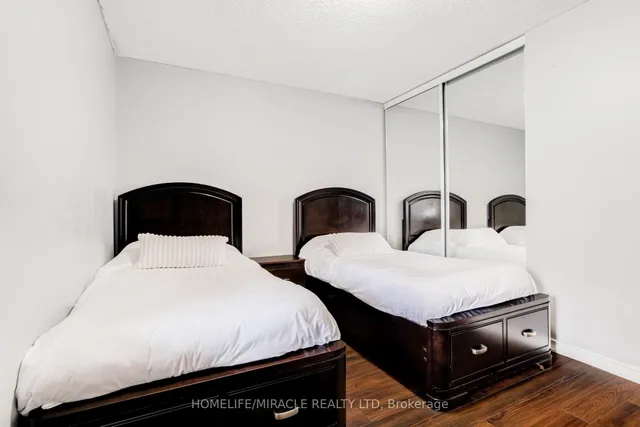Additional property image - 40 Panorama Crt Unit 201