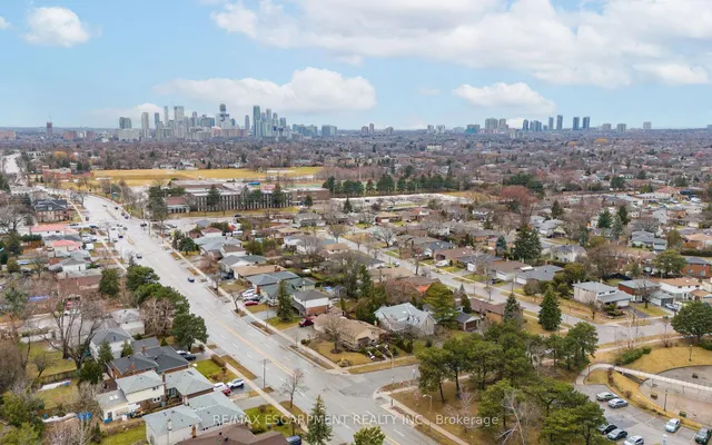 Additional property image - 1045 Bloor St