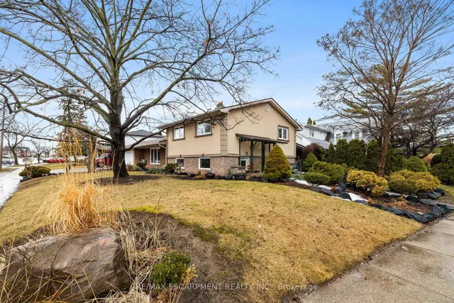 Additional property image - 1045 Bloor St