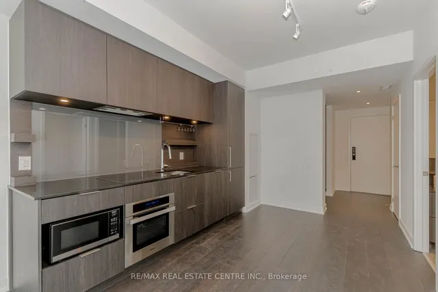 Additional image 26 of 28 Ann St Unit 310