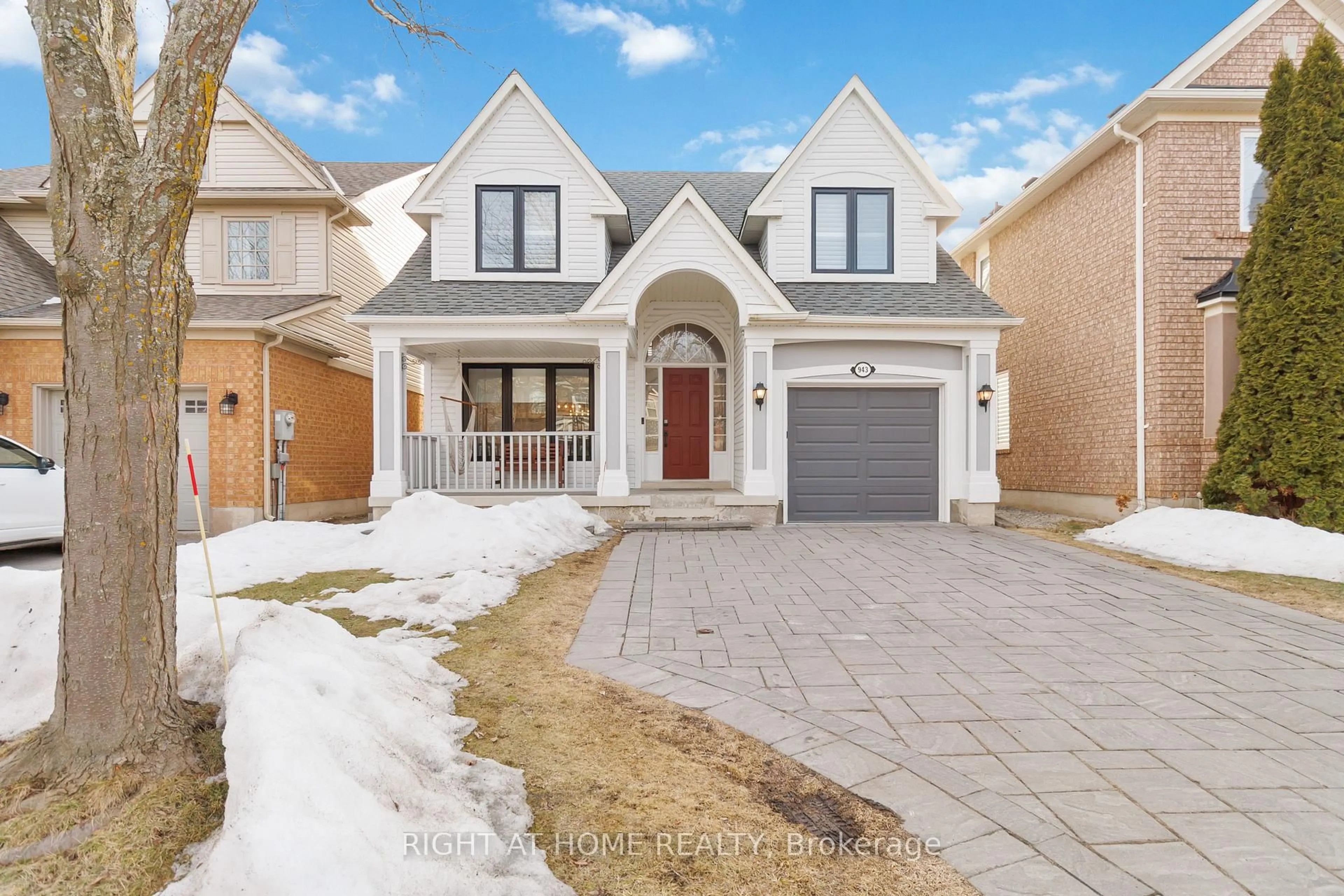 Home with brick exterior material, street for 943 McDuffe Cres, Milton Ontario L9T 6M8