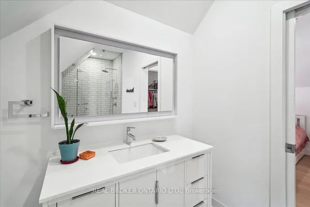 Additional property image - 43 Vanevery St