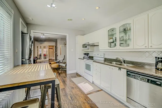 Additional property image - 221 Windermere Ave