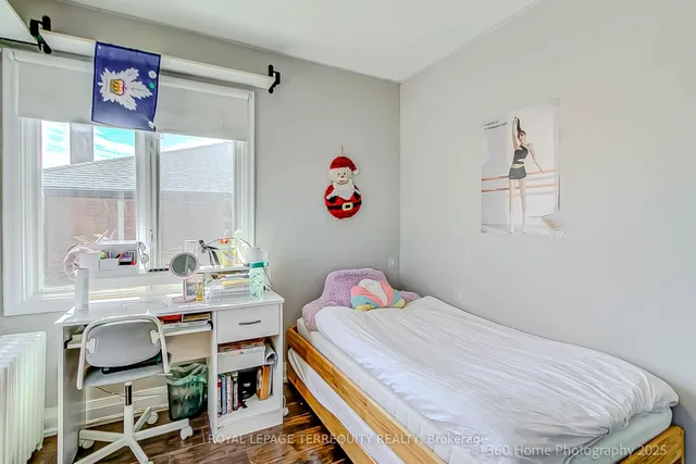 Additional property image - 221 Windermere Ave