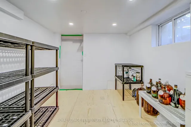 Additional property image - 221 Windermere Ave