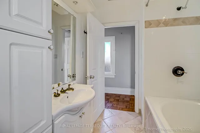 Additional property image - 221 Windermere Ave
