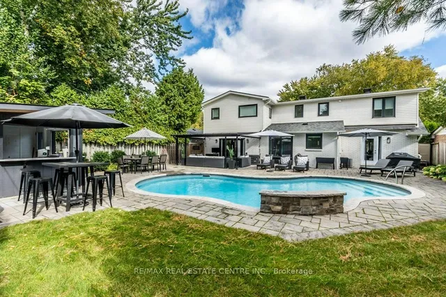 Primary image of 246 Simon Dr