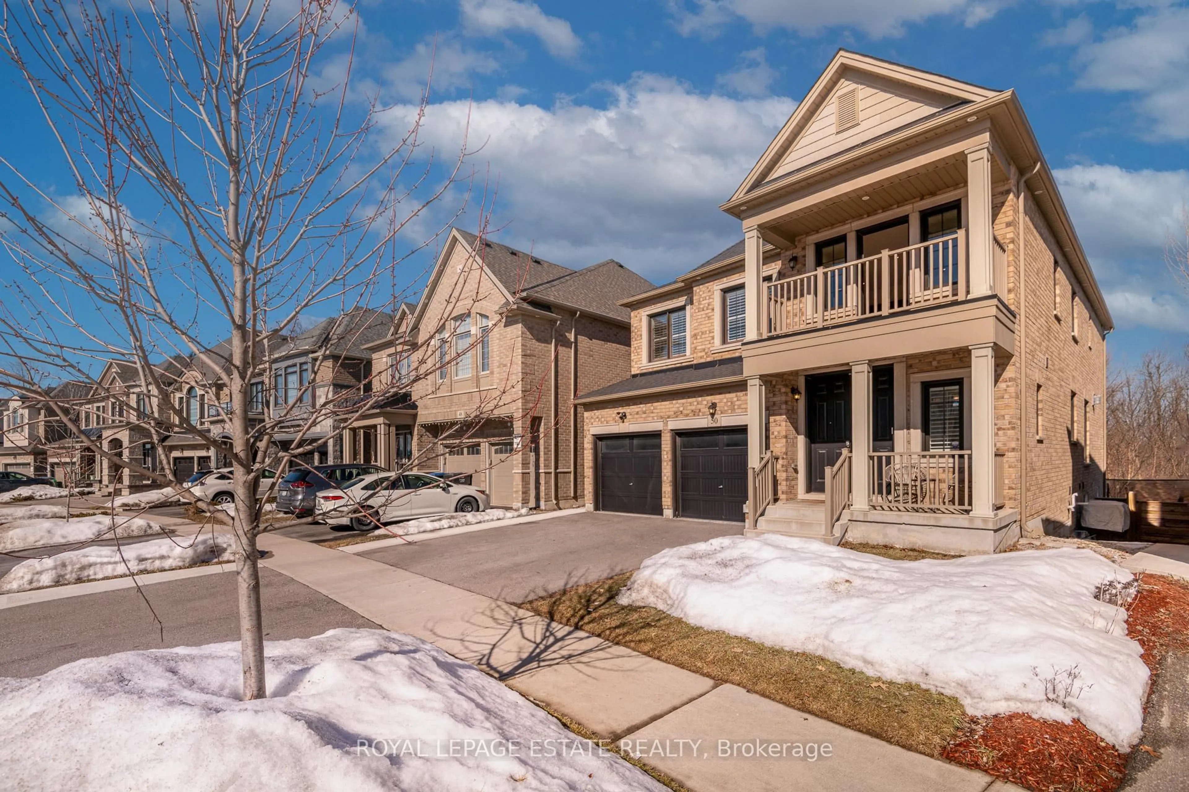 A pic from outside/outdoor area/front of a property/back of a property/a pic from drone, street for 50 Elysian Fields Circ, Brampton Ontario L6Y 6E9