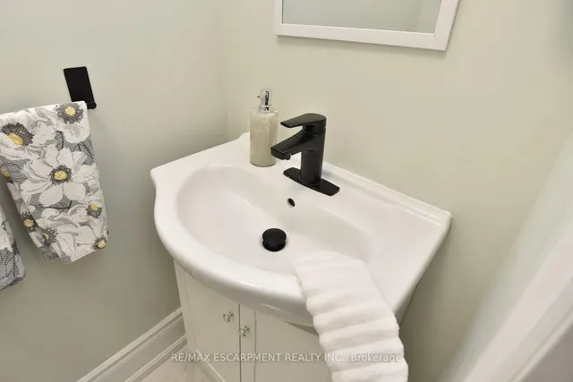Additional property image - 2101 Silwell Crt