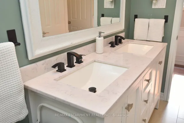 Additional property image - 2101 Silwell Crt