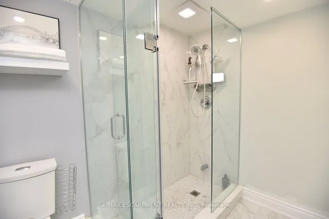 Additional property image - 2101 Silwell Crt