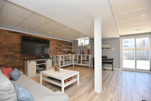 Additional property image - 2101 Silwell Crt