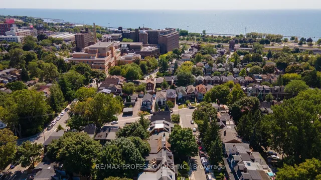 Primary image of 259 Garden Ave