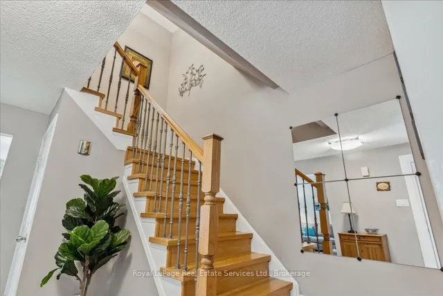 Additional property image - 211 Murray St