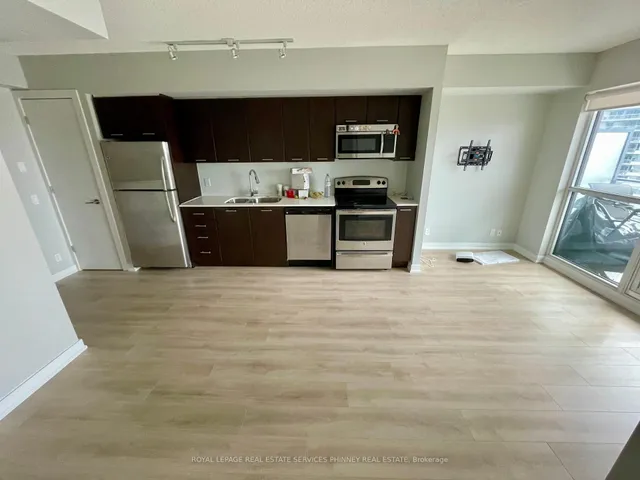 Additional property image - 2220 Lakeshore Blvd Unit 1310