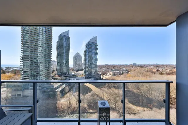 Additional property image - 2220 Lakeshore Blvd Unit 1310