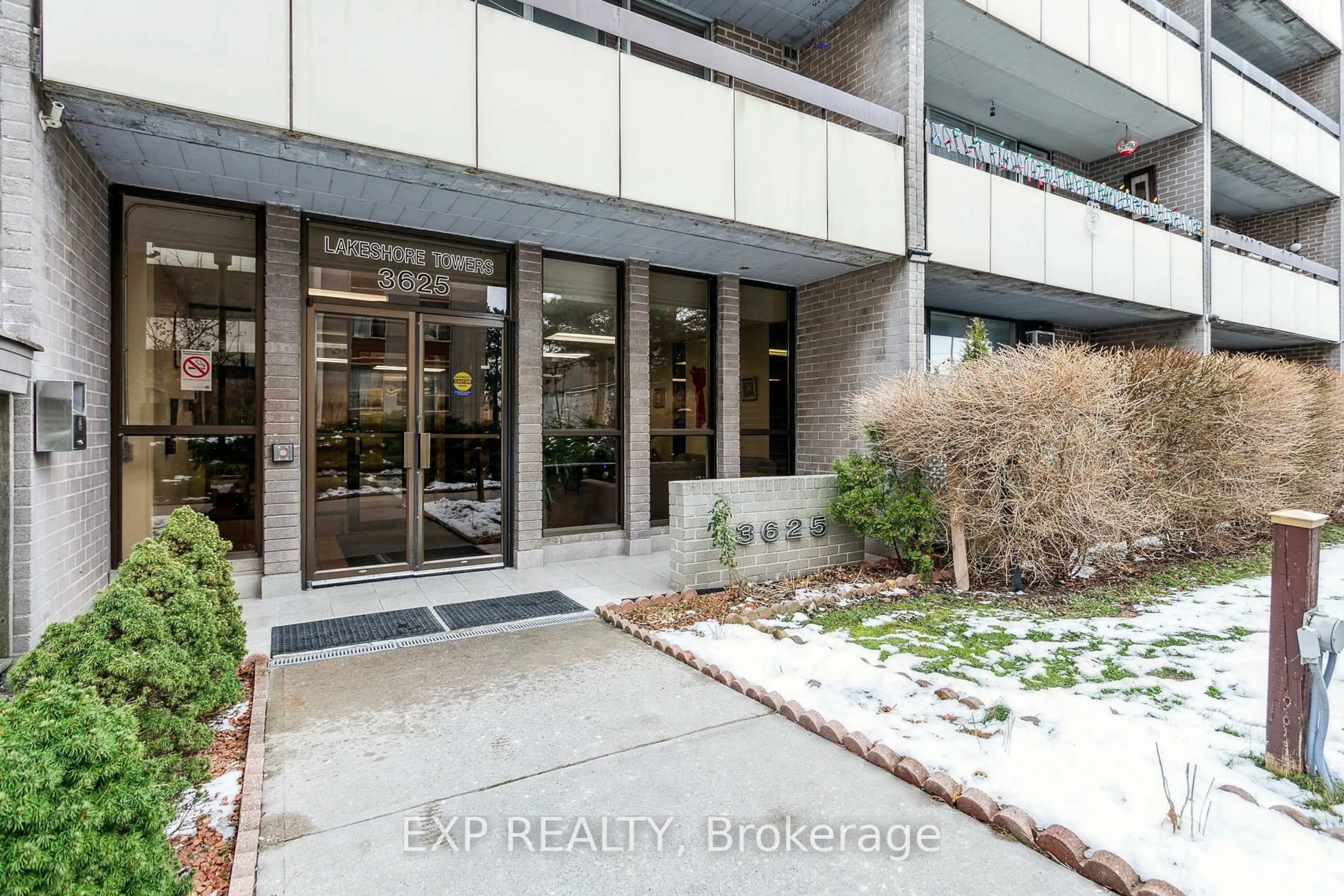 Unknown for 3625 Lakeshore Blvd #506, Toronto Ontario M8W 4W2