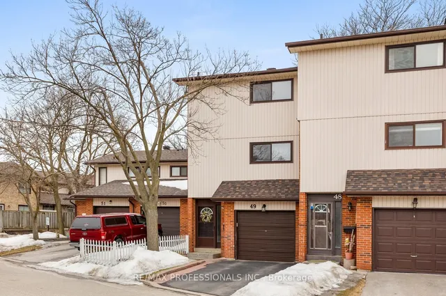 Primary image of 49 Dawson Cres