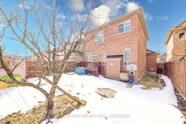 Additional property image - 27 Village Lake Cres
