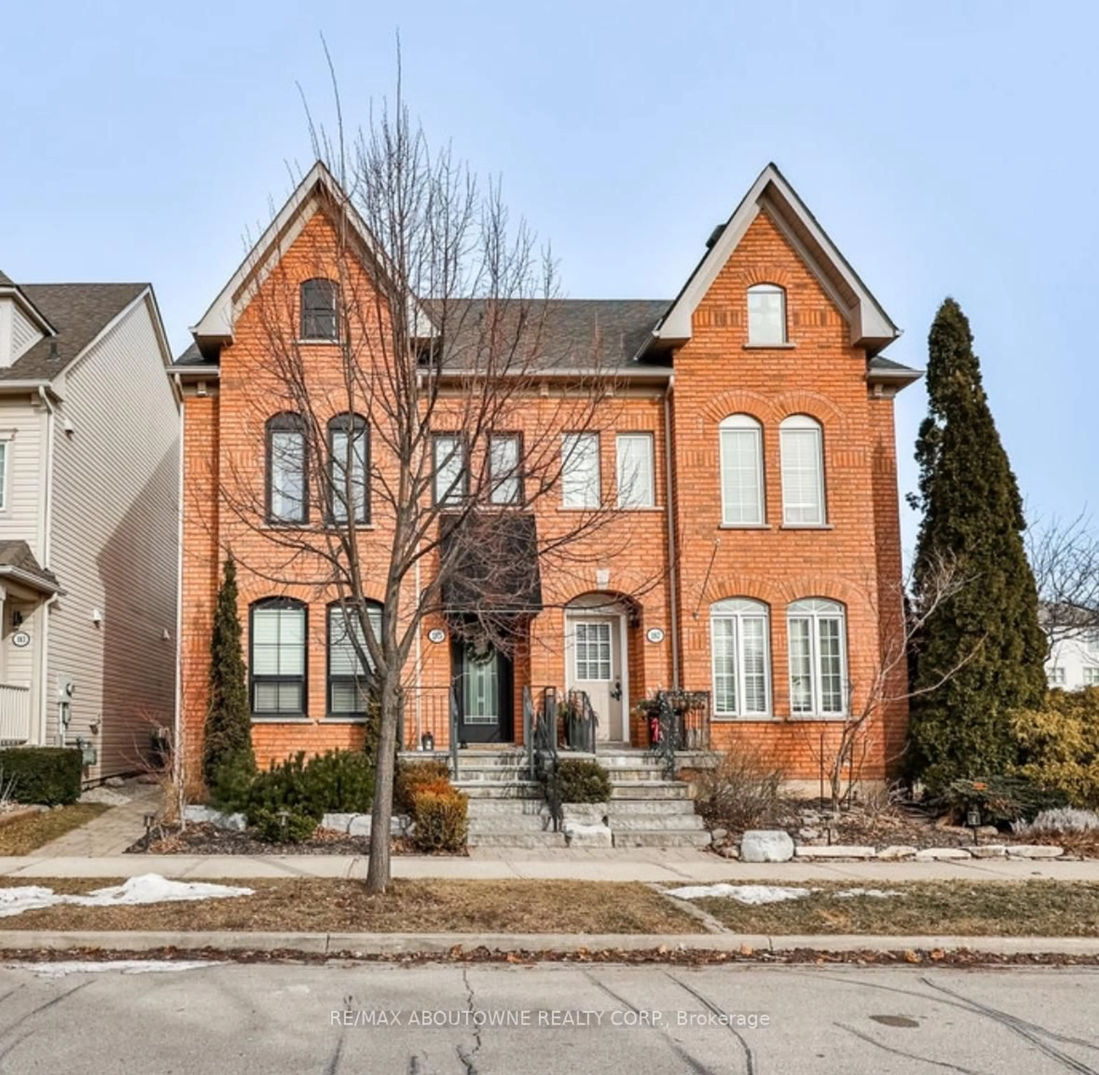 Home with brick exterior material, street for 185 Littlewood Dr, Oakville Ontario L6H 6T8