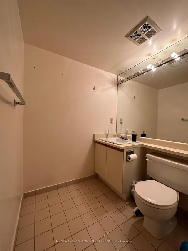 Additional property image - 26 Hanover Rd Unit 1406