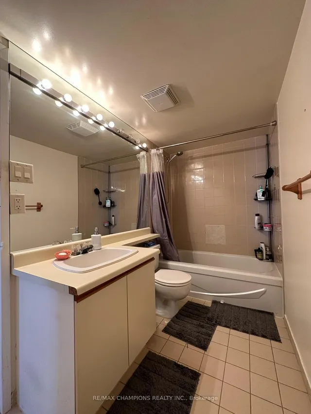Additional property image - 26 Hanover Rd Unit 1406