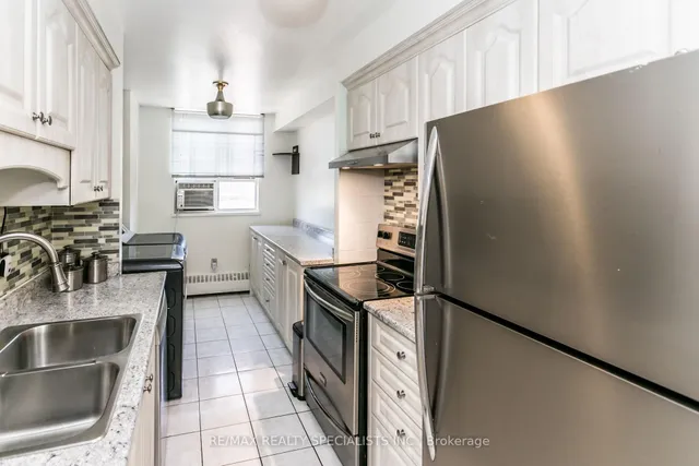 Additional property image - 1615 Bloor St Unit 206