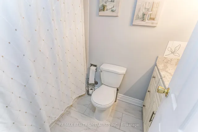 Additional property image - 1615 Bloor St Unit 206