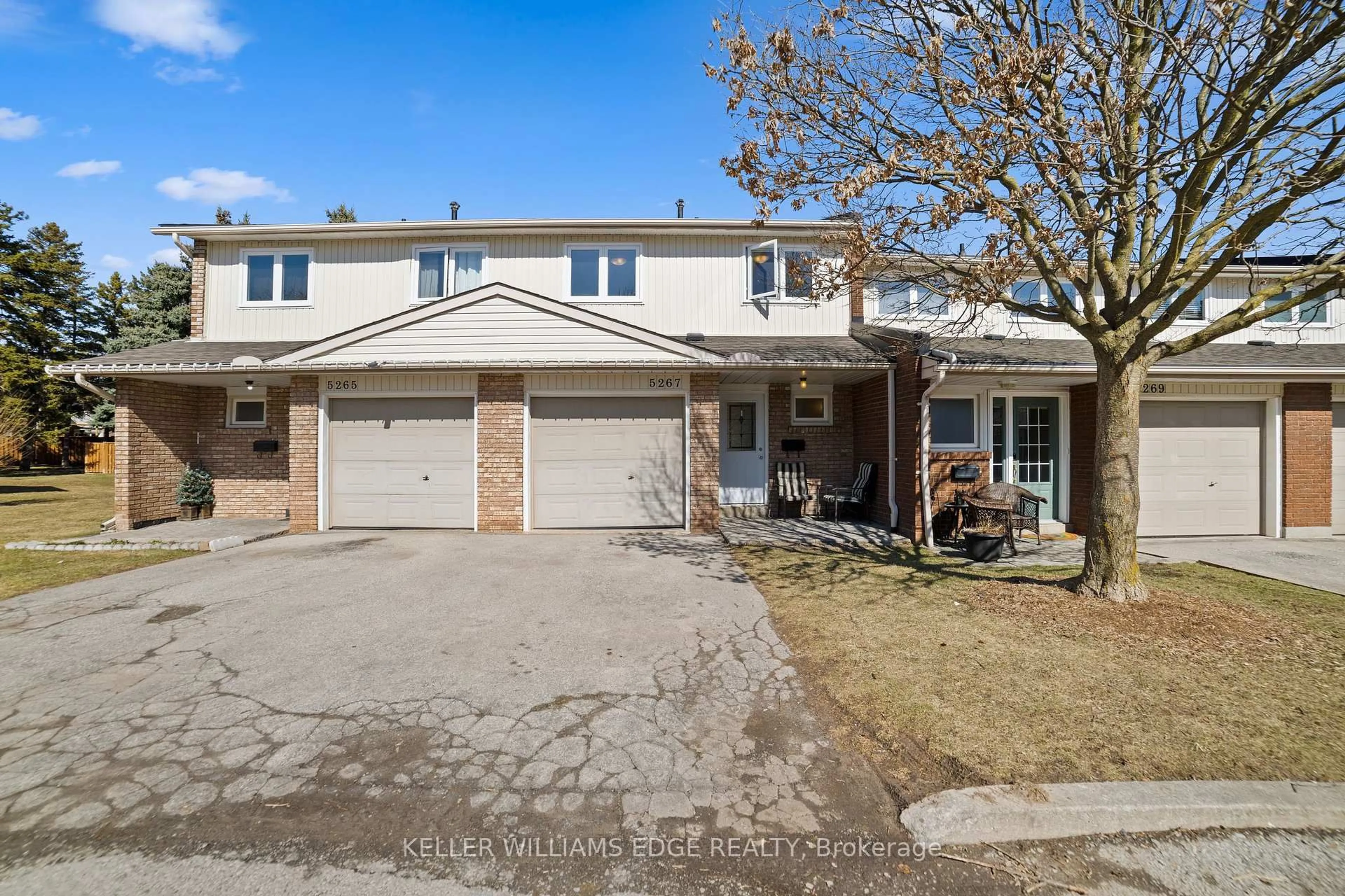 Unknown for 5267 Banting Crt, Burlington Ontario L7L 2Z4