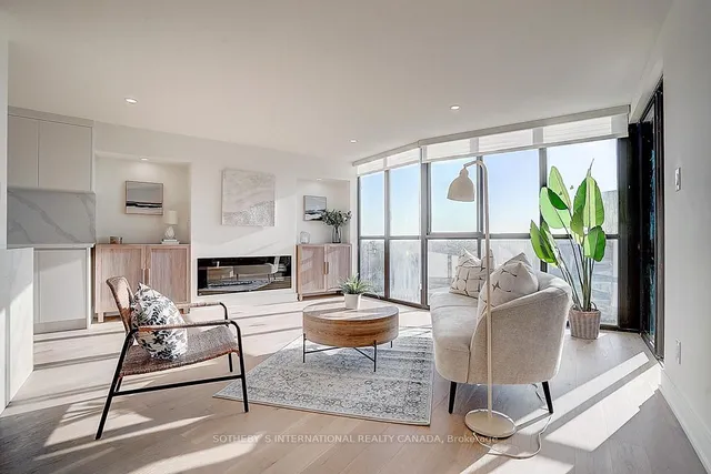Additional property image - 1230 Marlborough Crt Unit 806