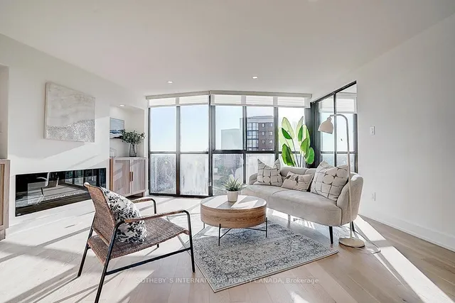 Additional property image - 1230 Marlborough Crt Unit 806