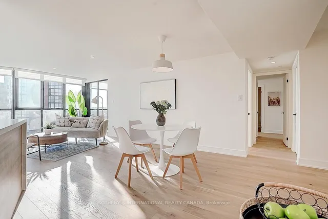 Additional property image - 1230 Marlborough Crt Unit 806