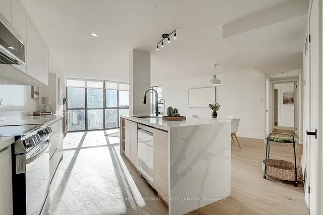 Additional property image - 1230 Marlborough Crt Unit 806