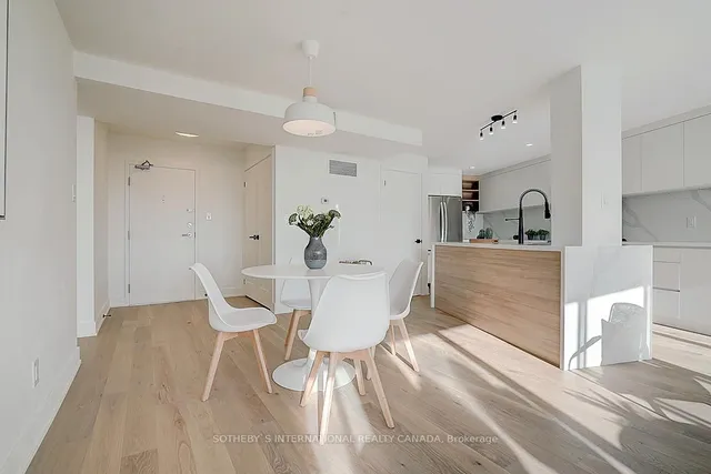 Additional property image - 1230 Marlborough Crt Unit 806