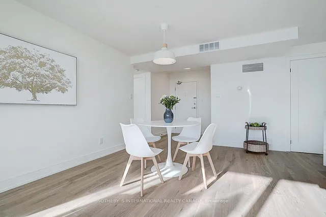Additional property image - 1230 Marlborough Crt Unit 806