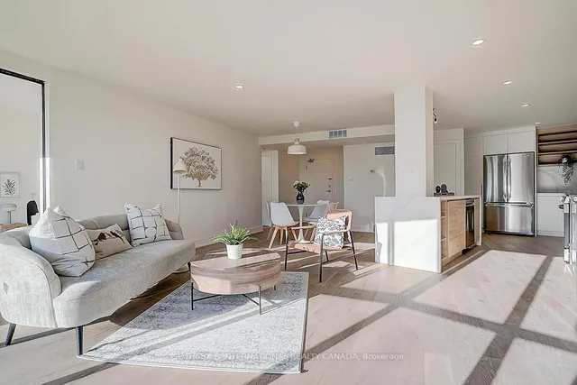 Additional property image - 1230 Marlborough Crt Unit 806