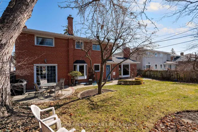 Primary image of 28 Markwood Cres
