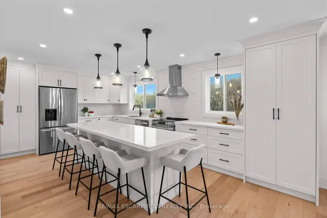 Additional property image - 2185 Blackburn Crt