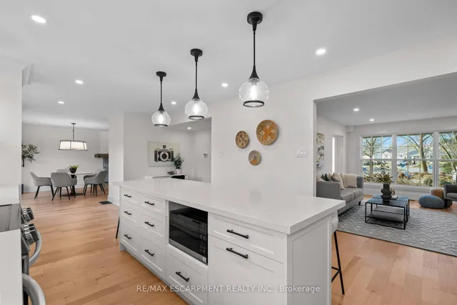 Additional property image - 2185 Blackburn Crt