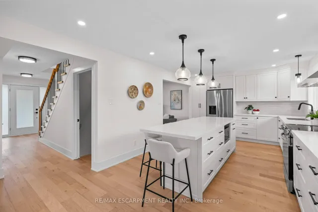 Additional property image - 2185 Blackburn Crt