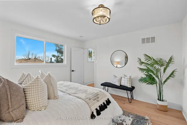 Additional property image - 2185 Blackburn Crt
