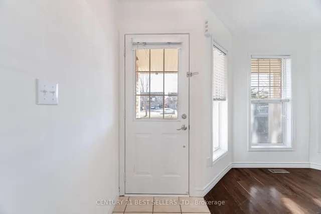 Additional property image - 1191 Barclay Circ