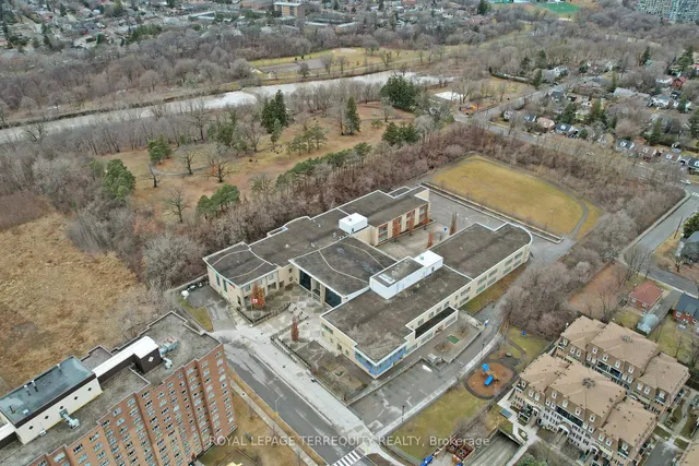 Additional property image - 49 Rivers Edge Dr