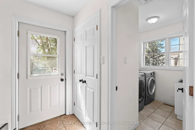 Additional property image - 5373 Spruce Ave