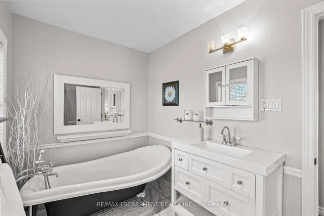 Additional property image - 5373 Spruce Ave