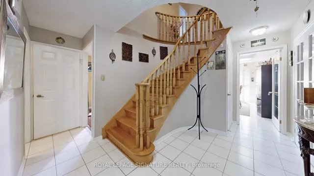 Additional property image - 180 Kingknoll Dr