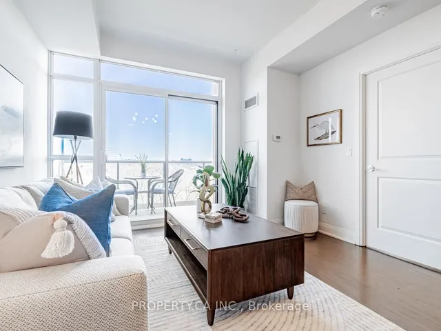 Additional property image - 35 Fontenay Crt Unit 505